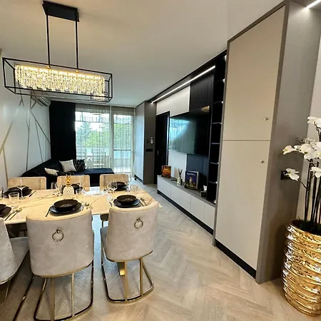 Onyx 2 Bedroom With 2 Bathrooms And Private Finnish Sauna * Keszthely